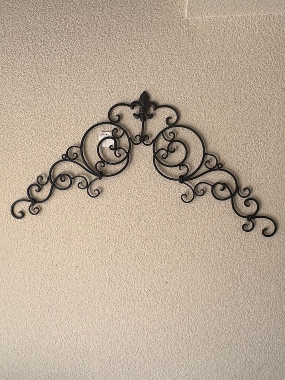 Classic Black Metal Scroll Wall Accent